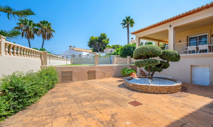 Re-Sale - Detached Villa - Benissa - Carrio