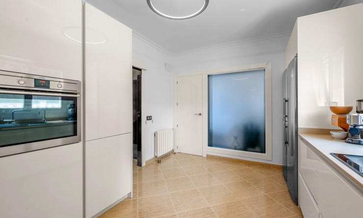 Re-Sale - Detached Villa - Benissa - Carrio