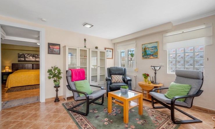 Videresalg - Frittliggende Villa - Ciudad Quesada - Ciudad Quesada - Byen