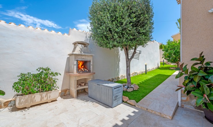 Videresalg - Frittliggende Villa - Ciudad Quesada - Ciudad Quesada - Byen