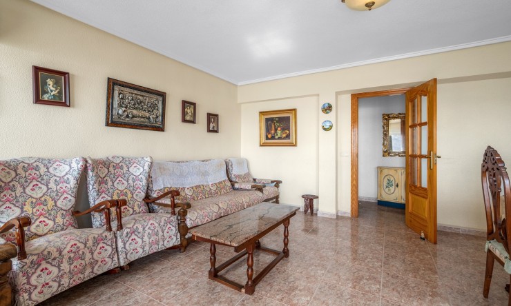 Re-Sale - Apartment - Torrevieja - Playa Del Cura