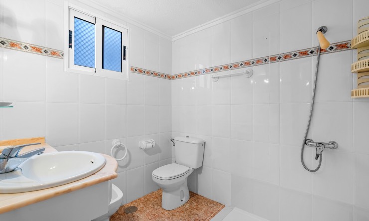 Re-Sale - Apartment - Torrevieja - Playa Del Cura
