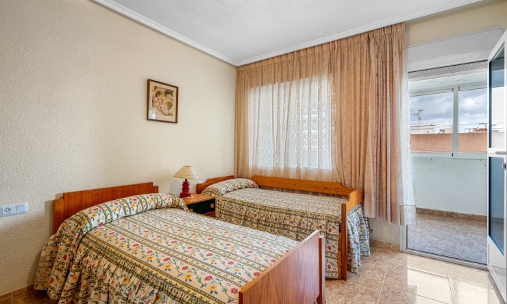 Re-Sale - Apartment - Torrevieja - Playa Del Cura