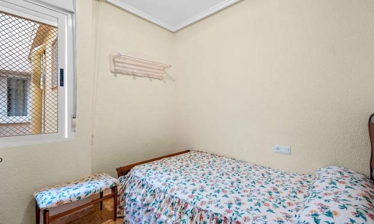 Re-Sale - Apartment - Torrevieja - Playa Del Cura