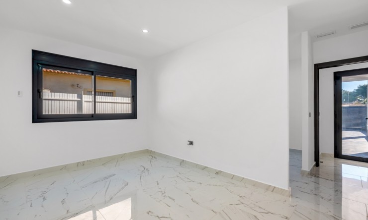 Re-Sale - Detached Villa - Orihuela Costa - Dehesa de Campoamor