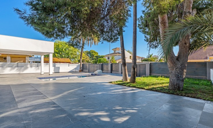 Re-Sale - Detached Villa - Orihuela Costa - Dehesa de Campoamor