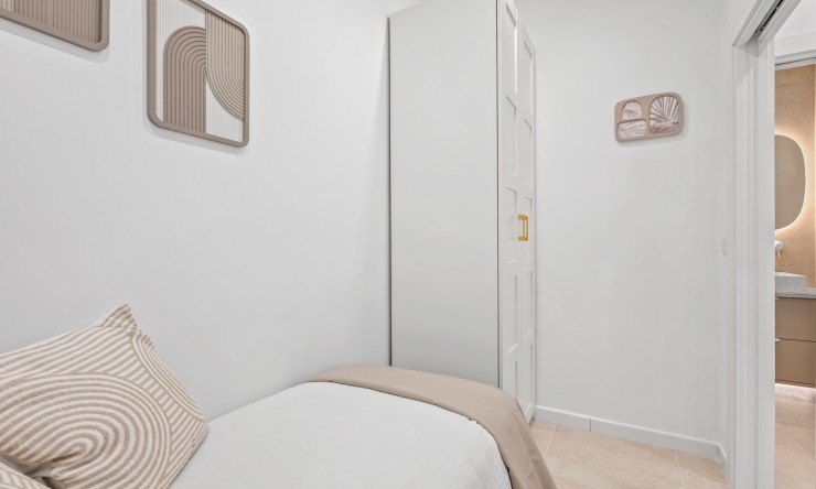 Re-Sale - Bungalow - Torrevieja - El Chaparral