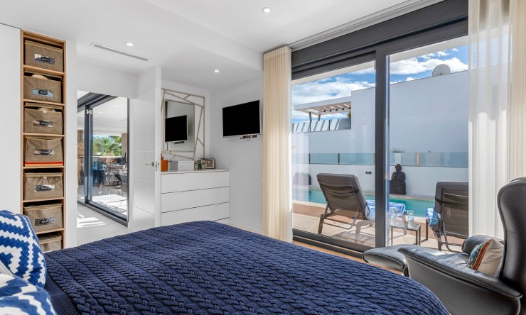 Videresalg - Frittliggende Villa - Ciudad Quesada - Ciudad Quesada - Byen