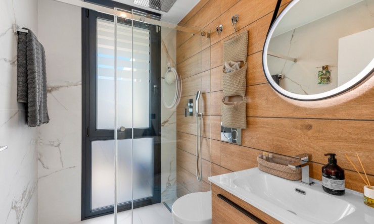 Videresalg - Frittliggende Villa - Ciudad Quesada - Ciudad Quesada - Byen