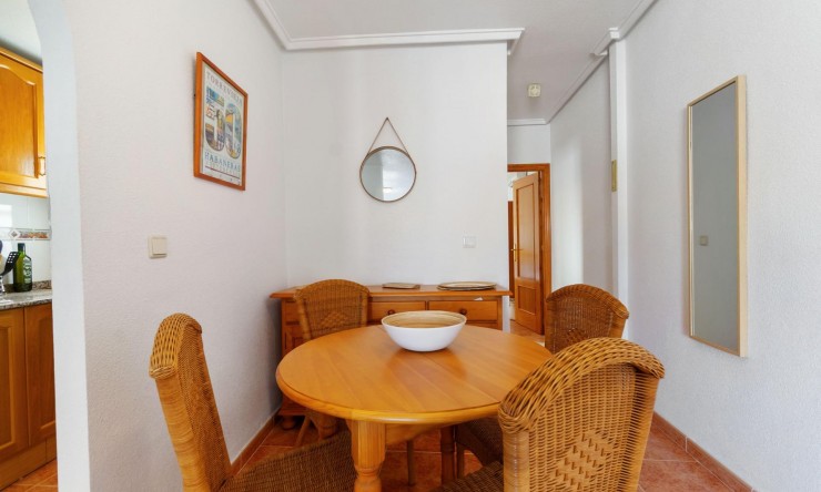 Re-Sale - Apartment - Torrevieja - Torrevieja - Centre