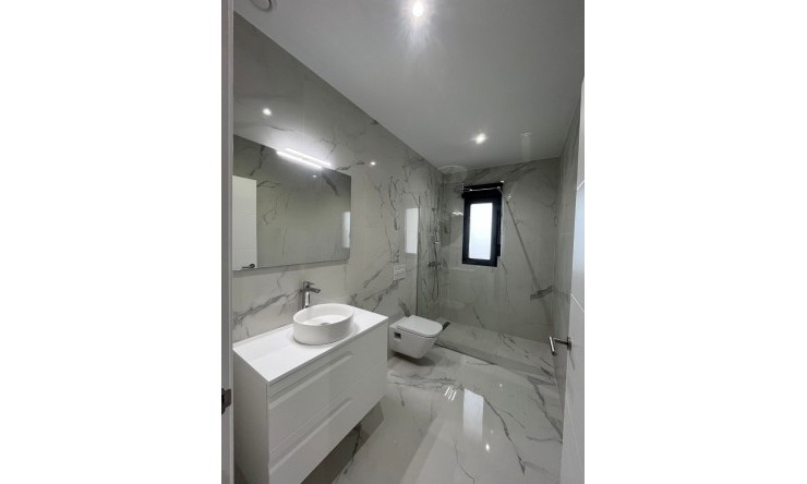 Nueva - Chalet - La Romana