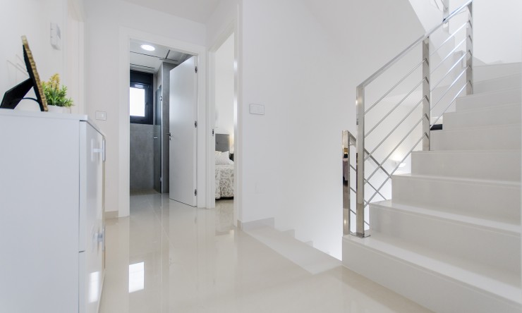 Nieuw - Vrijstaande Villa - San Miguel de Salinas - San Miguel - Stad