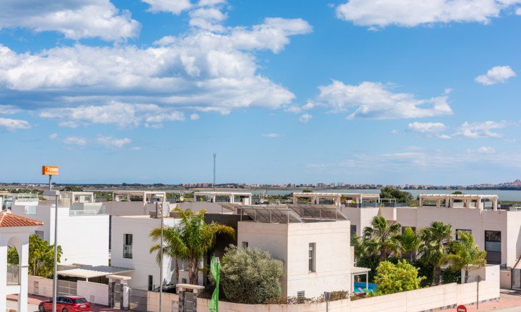 Nye - Frittliggende Villa - Los Montesinos - La Herrada