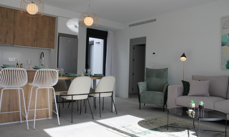 New - Detached Villa - Roldán