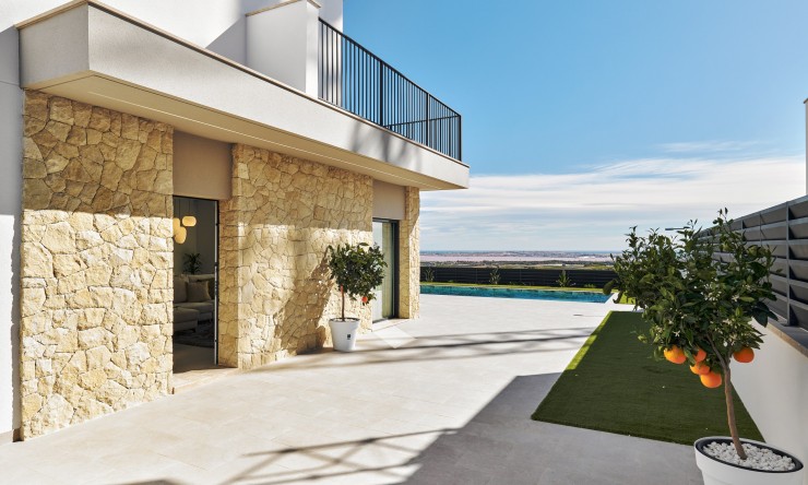 Nouveau - Villa - San Miguel de Salinas - San Miguel - Ville