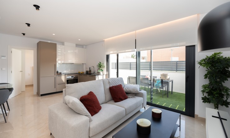 Nueva - Adosado - Elche