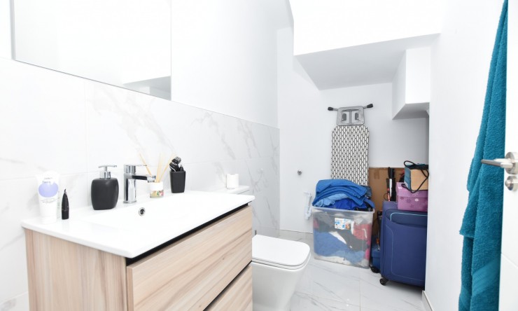 Videresalg - Frittliggende Villa - Los Montesinos - La Herrada