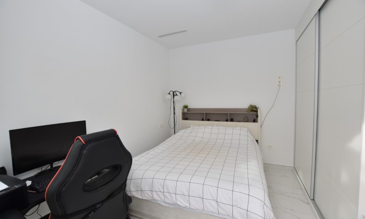 Videresalg - Frittliggende Villa - Los Montesinos - La Herrada