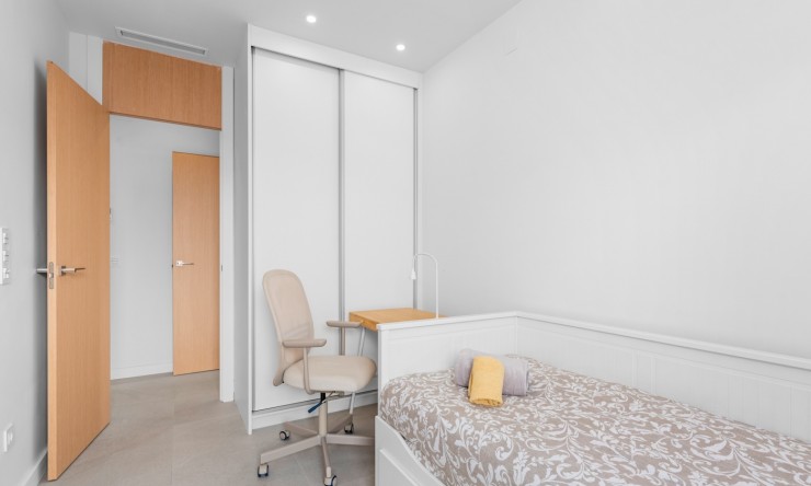 Wederverkoop - Halfvrijstaand - La Marina - La Marina - Verstedelijking