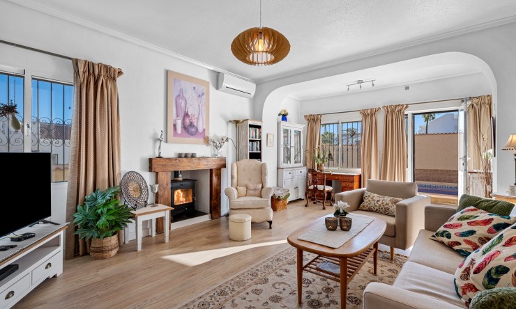 Re-Sale - Detached Villa - Ciudad Quesada - Doña pepa