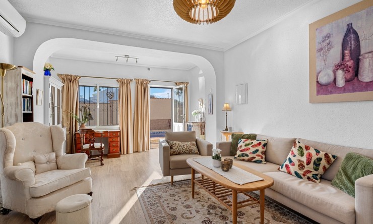 Re-Sale - Detached Villa - Ciudad Quesada - Doña pepa