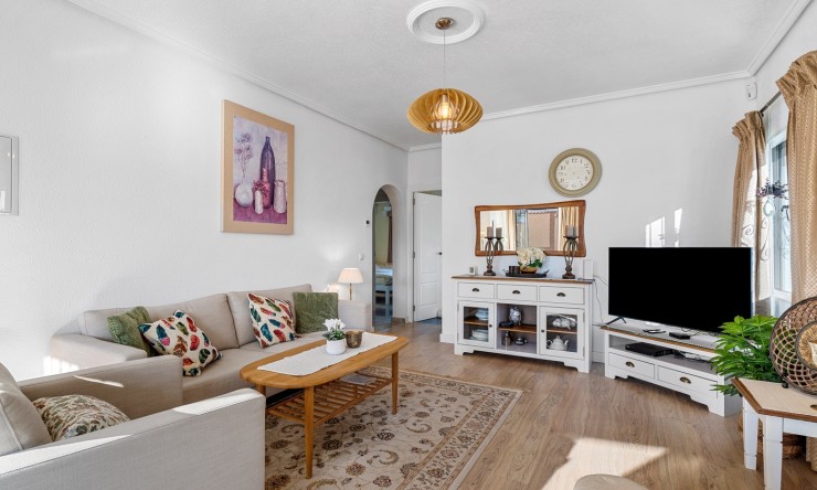 Re-Sale - Detached Villa - Ciudad Quesada - Doña pepa