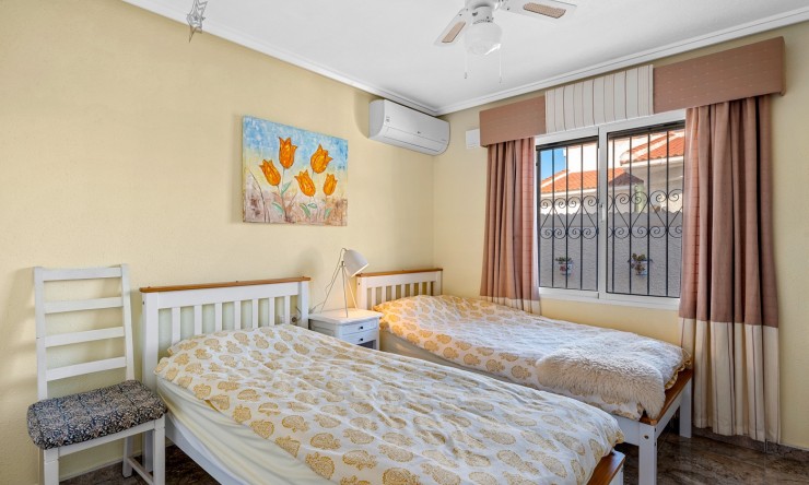 Re-Sale - Detached Villa - Ciudad Quesada - Doña pepa