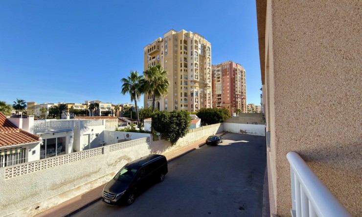 Reventa - Apartamento - Torrevieja - Playa de los Locos