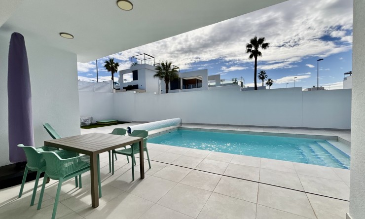 Nye - Frittliggende Villa - Binijófar