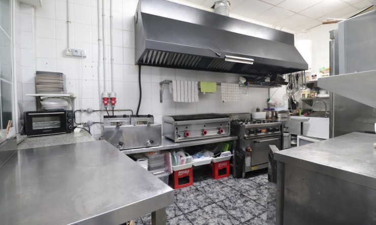 Commercial - Commercial - Catral - Catral - Town