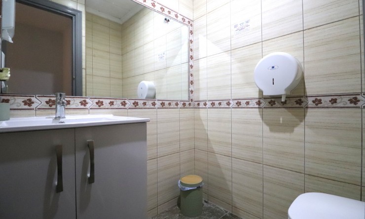 Commercial - Commercial - Catral - Catral - Town