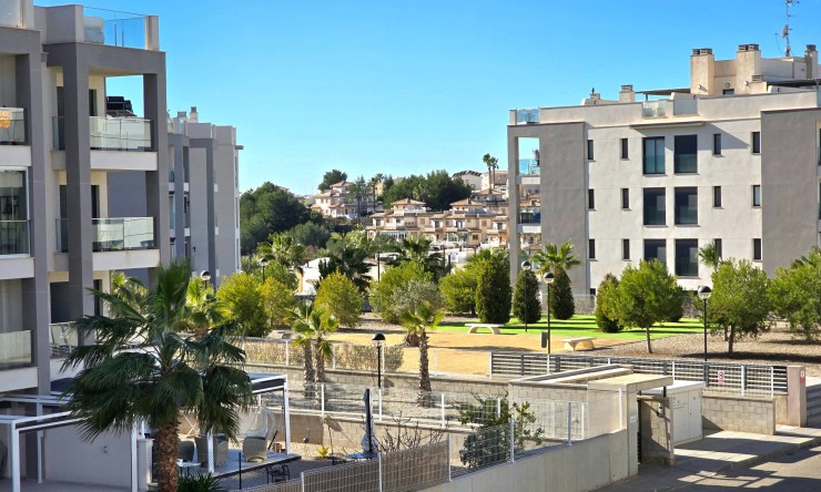 Re-Sale - Apartment - Orihuela Costa - Villamartin