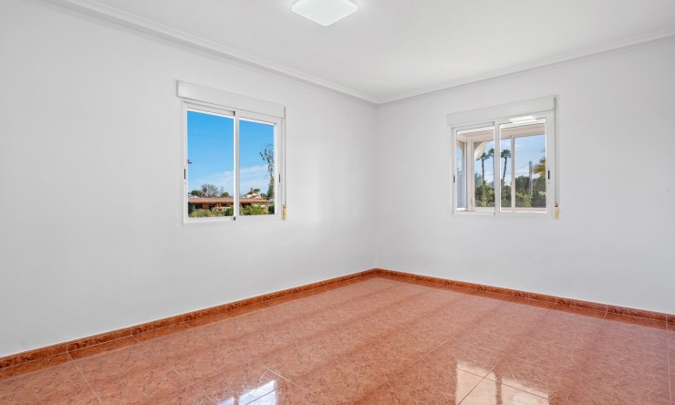 Re-Sale - Country Property - Dolores - Dolores - Country