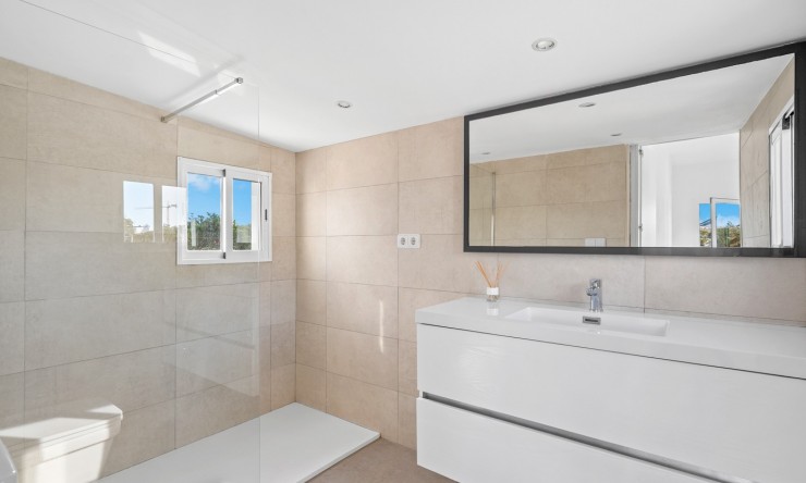 Re-Sale - Country Property - Dolores - Dolores - Country