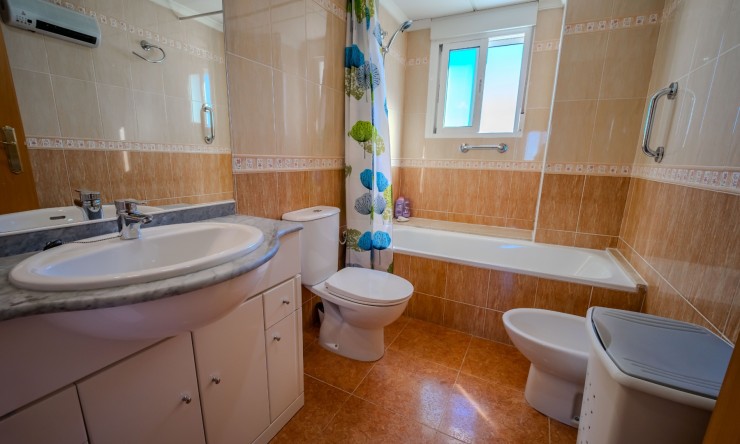 Re-Sale - Apartment - Guardamar del Segura - El Eden