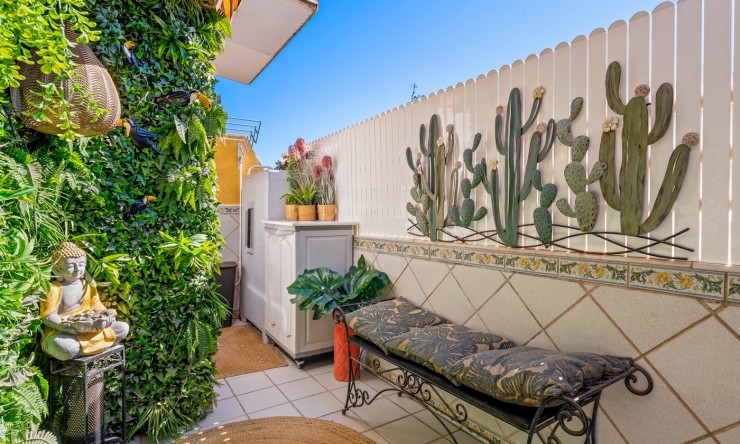 Re-Sale - Apartment - Torrevieja - Torrevieja - Centre