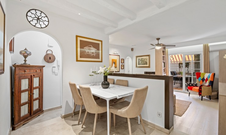 Re-Sale - Apartment - Torrevieja - Torrevieja - Centre