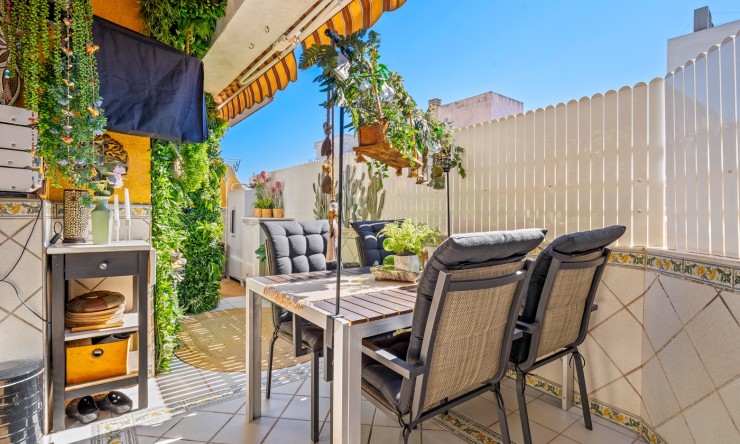 Re-Sale - Apartment - Torrevieja - Torrevieja - Centre