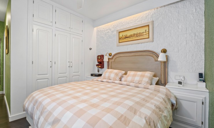 Re-Sale - Apartment - Torrevieja - Torrevieja - Centre