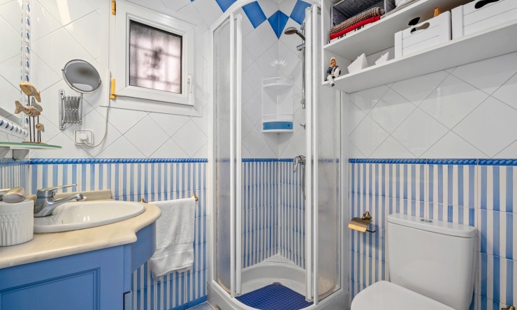 Re-Sale - Apartment - Torrevieja - Torrevieja - Centre