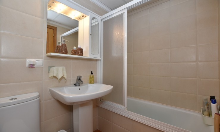 Re-Sale - Apartment - Algorfa - Algorfa - Village