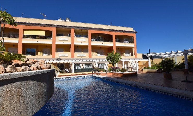 Re-Sale - Apartment - Algorfa - Algorfa - Village