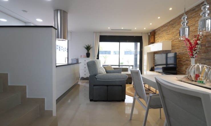 Wederverkoop - Vrijstaande Villa - Benijofar - Benijofar - Dorp