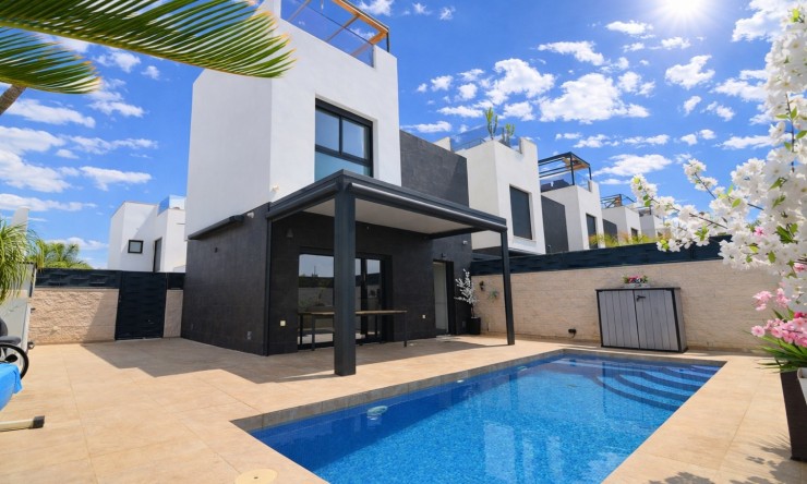 Wederverkoop - Vrijstaande Villa - Benijofar - Benijofar - Dorp