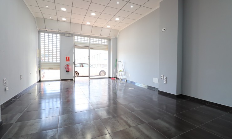 Comercial - Comercial - Formentera del Segura - Formentera - Pueblo