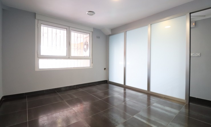 Comercial - Comercial - Formentera del Segura - Formentera - Pueblo