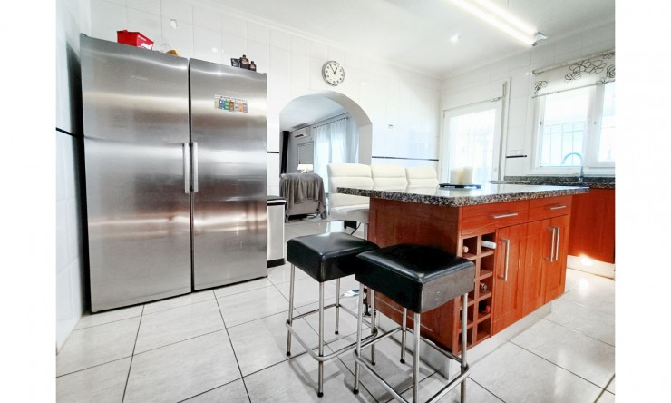 Re-Sale - Detached Villa - Gea y Truyols - Urb Lo Santiago