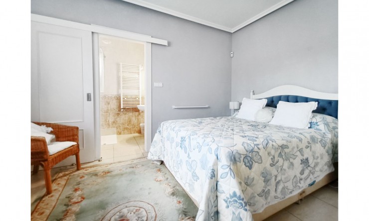 Re-Sale - Detached Villa - Gea y Truyols - Urb Lo Santiago