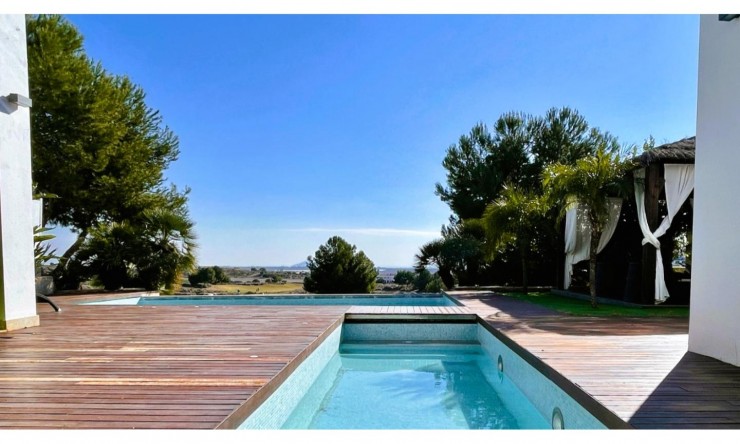 Re-Sale - Detached Villa - El Valle Golf Resort - El Valle Golf Resort - Centre