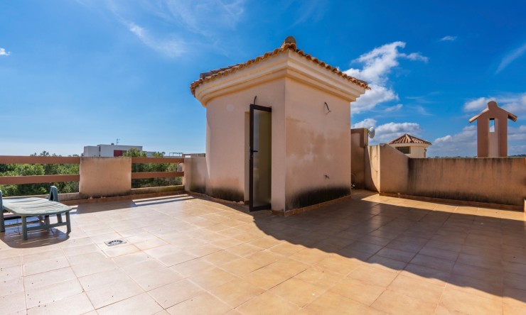 Re-Sale - Detached Villa - Orihuela Costa - Villamartin